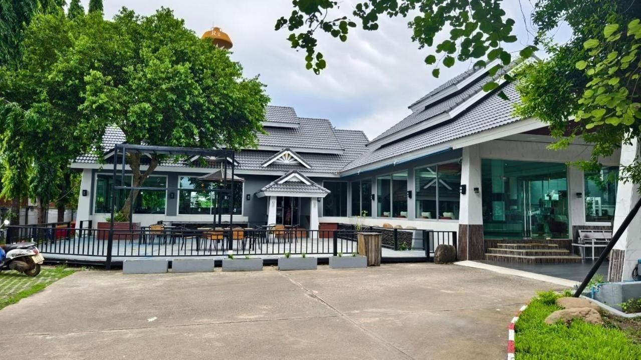 Eastpana Hotel 304 Prachinburi Si Maha Phot Eksteriør bilde